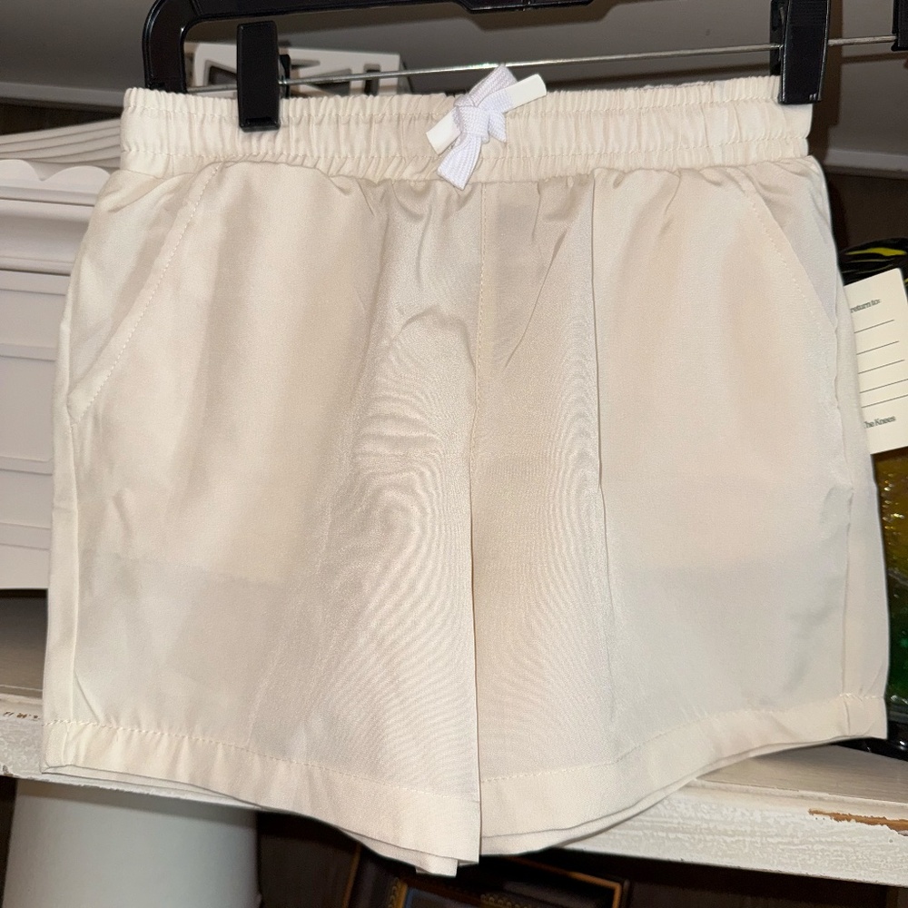 Cadets Le Club Shorts in Cream SZ 10/12 NWT 25-28 inch waist
